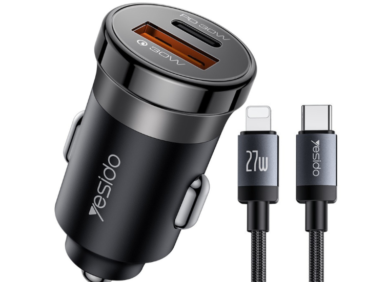 Yesido Y73 30W car charger with 27W USB-C to Lightning braided cable – product image