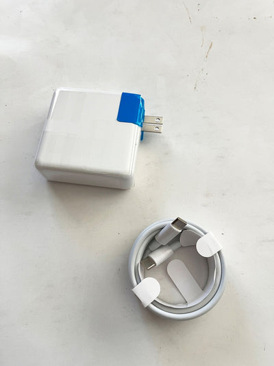 MacBook USB-C Charger 61W – White with 2m Cable (MacBook Air / MacBook Pro 13")